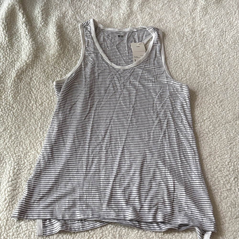 Uniqlo Black and White Striped linen Tank Top